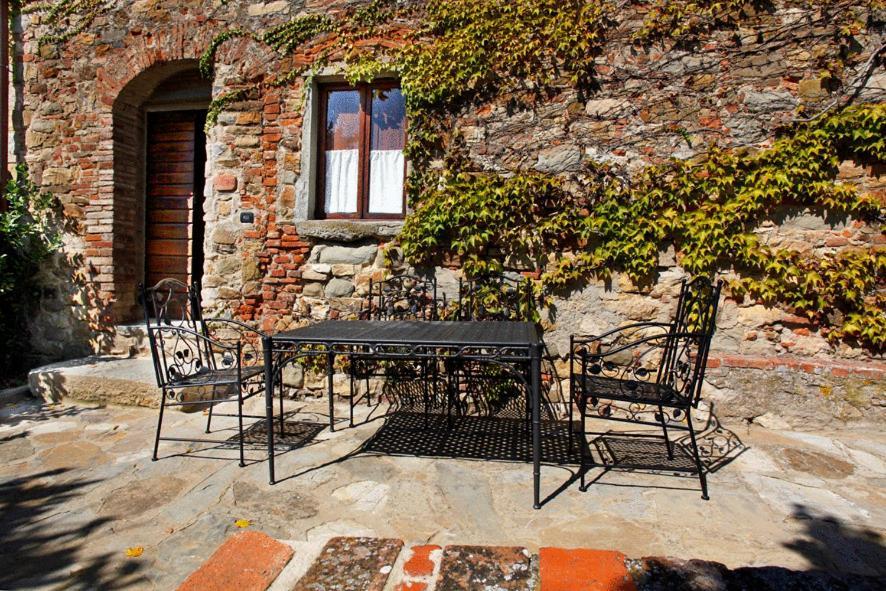 Relais Colline San Biagio Otel Bacchereto Oda fotoğraf